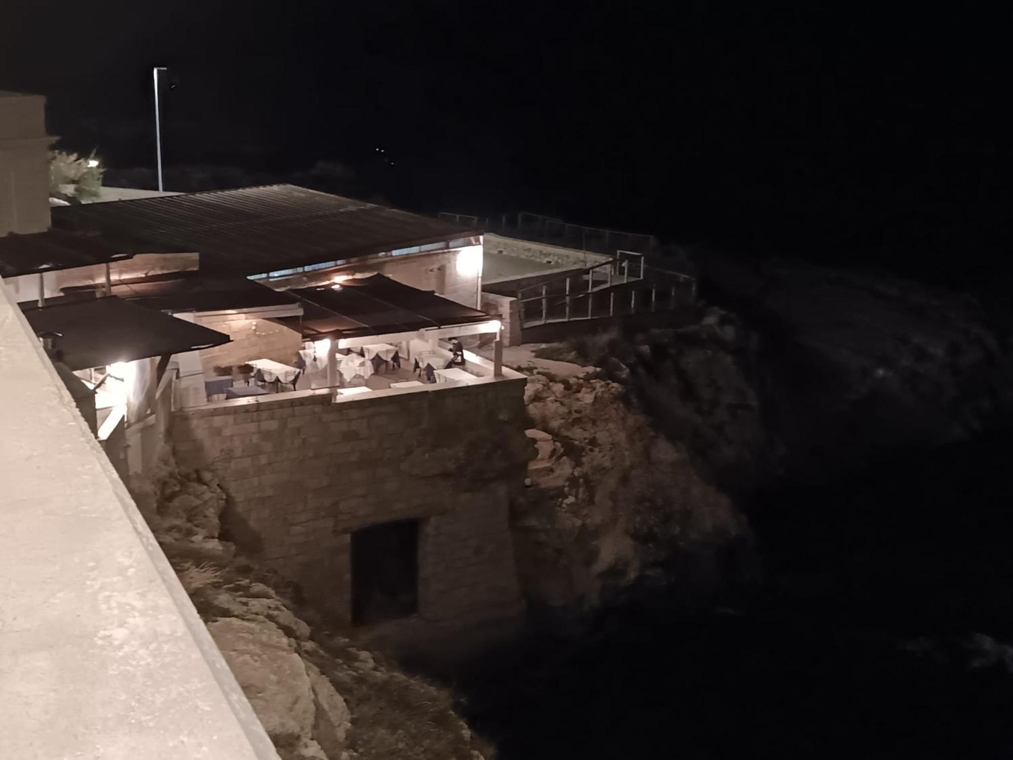 A Un Passo Dal Mare Apartment Полиняно а Маре Екстериор снимка