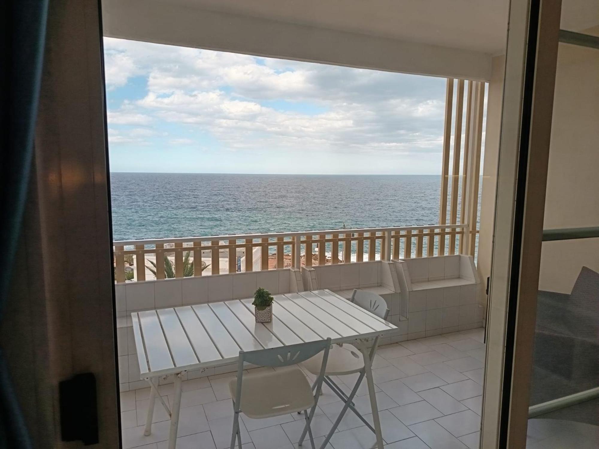 A Un Passo Dal Mare Apartment Полиняно а Маре Екстериор снимка